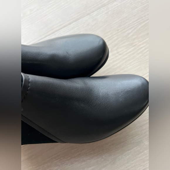 Clarks Emily lowboot 7 Elegant Black Ankle Boots - Picture 5 of 6